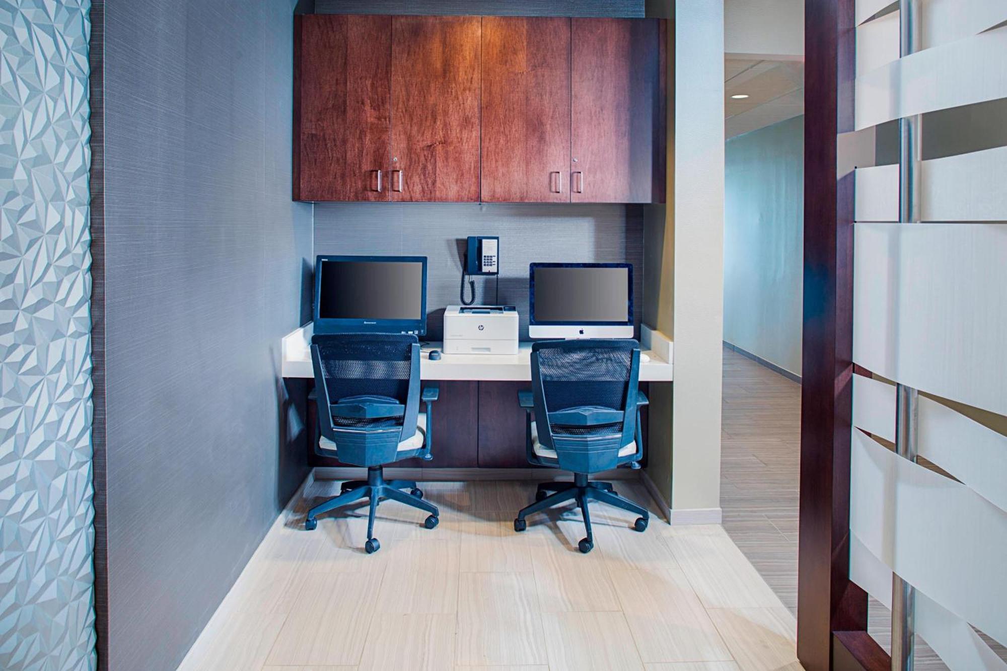 Springhill Suites By Marriott Carle Place Garden City Esterno foto